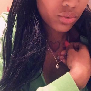 Meet your Posher, Tiara